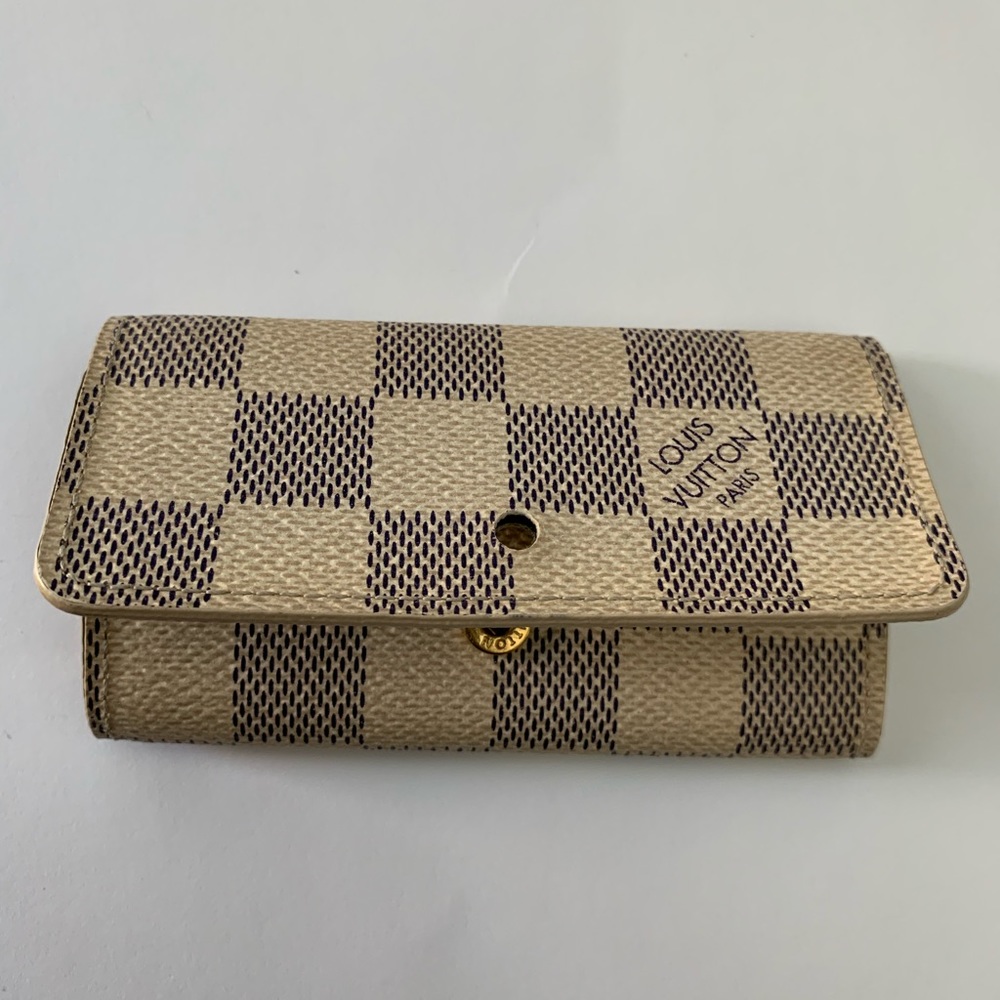 Louis Vuitton 4 Key Holder